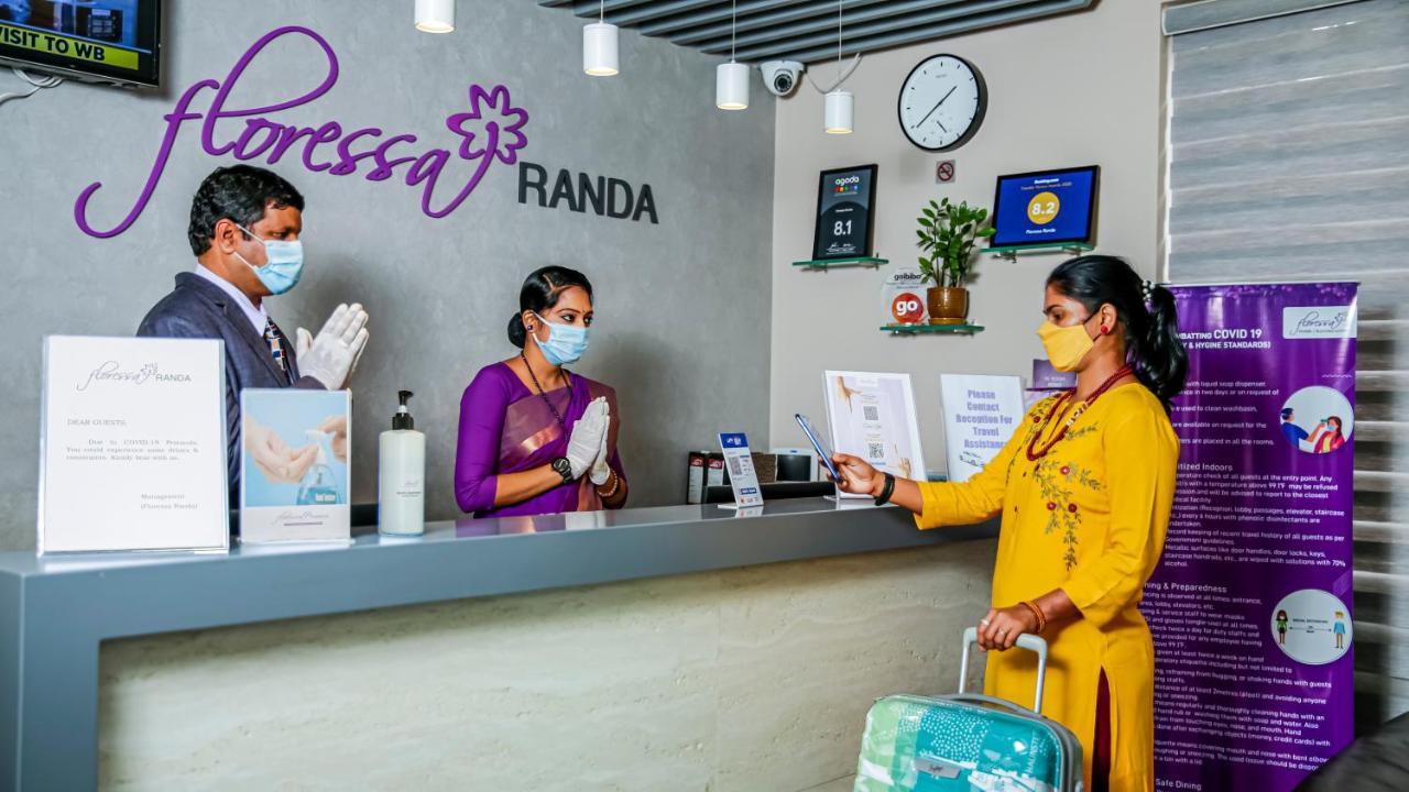Floressa Randa, Porur Madras Buitenkant foto